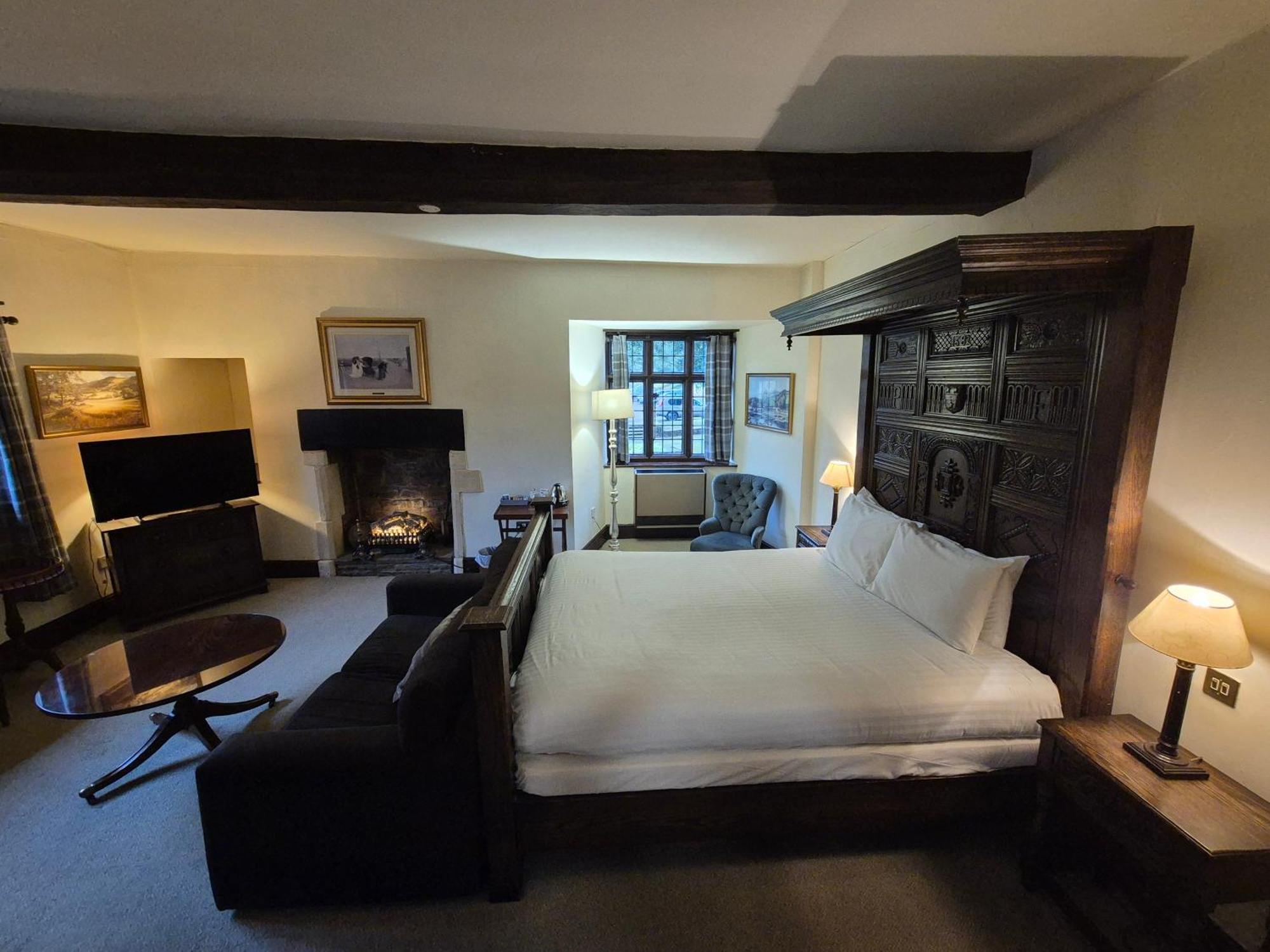Cwrt Bleddyn Hotel & Spa Usk Exteriör bild